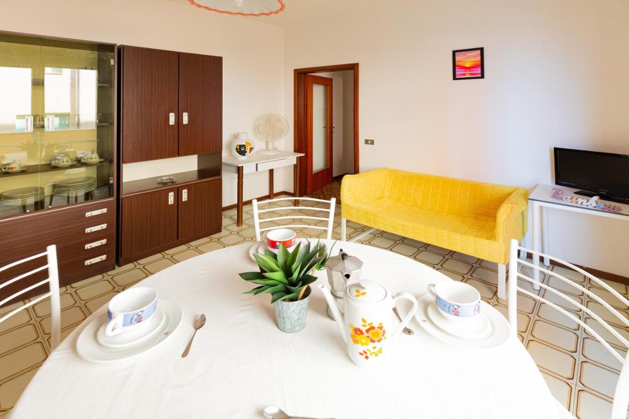 Residence Rainbow Белларія-Іджеа-Марина Екстер'єр фото